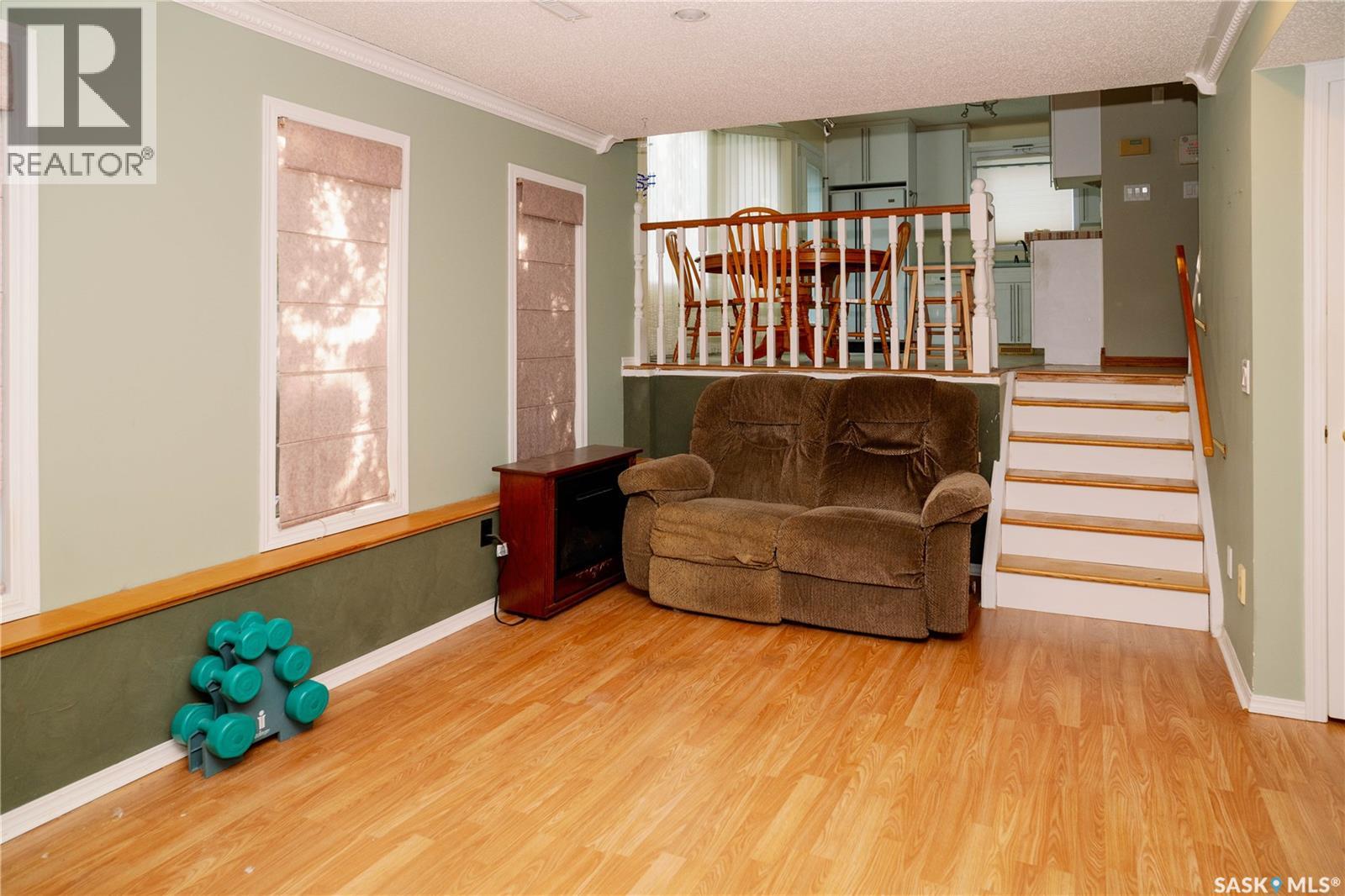 939 Haslam Crescent, Saskatoon, Saskatchewan  S7S 1C8 - Photo 7 - SK043828