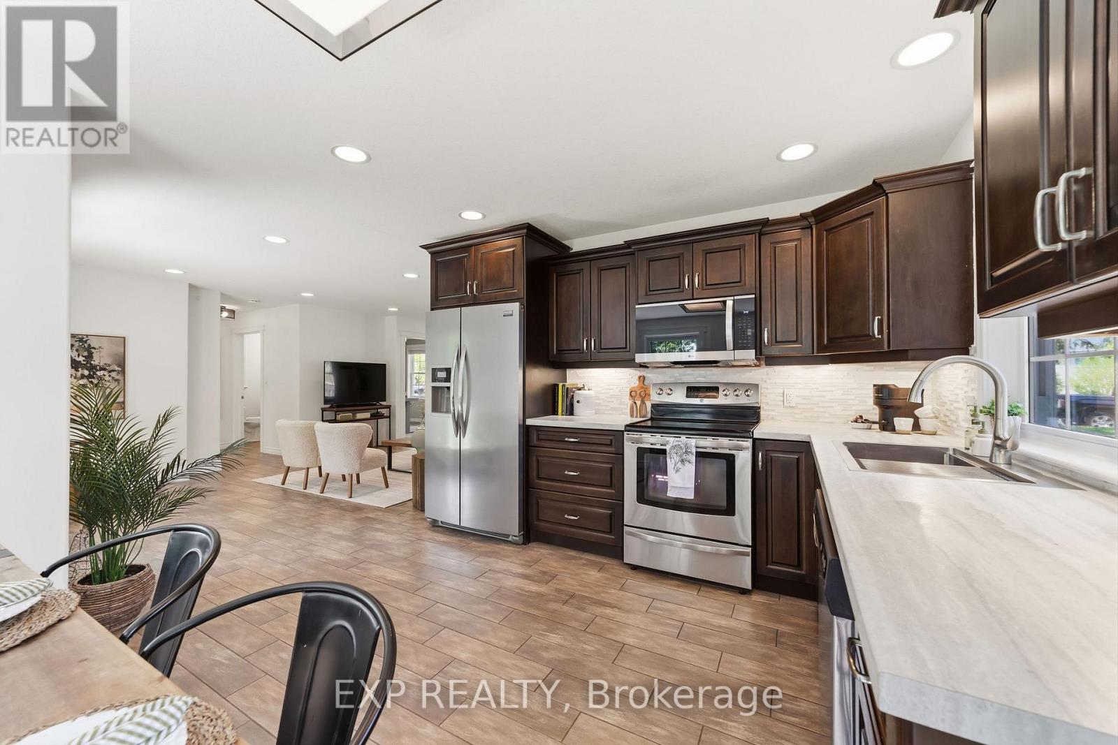 150 O'mara Street, Southwest Middlesex, Ontario  N0L 1M0 - Photo 11 - X13639622