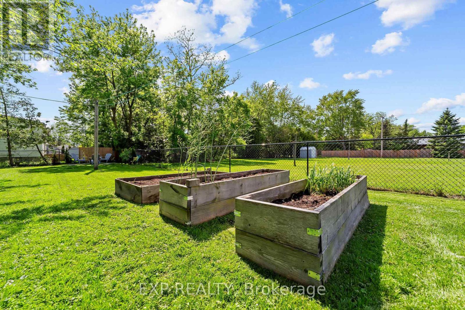 150 O'mara Street, Southwest Middlesex, Ontario  N0L 1M0 - Photo 23 - X13639622