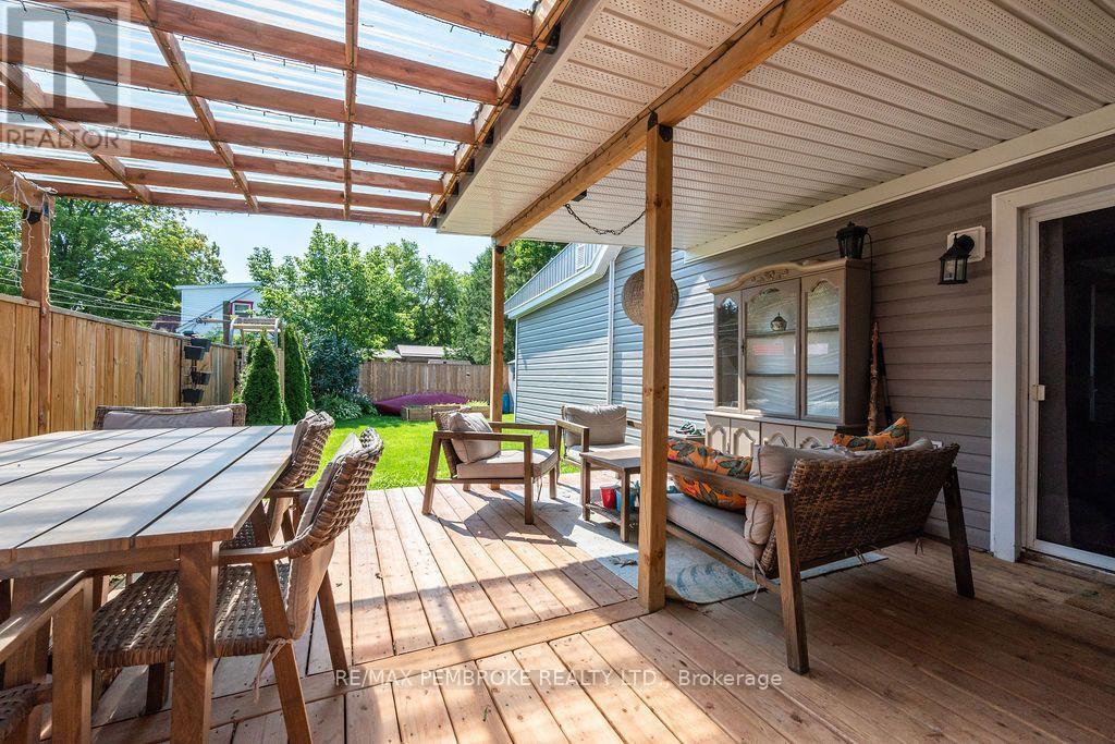 597 Almira Street S, Pembroke, Ontario  K8A 4A3 - Photo 38 - X13639590