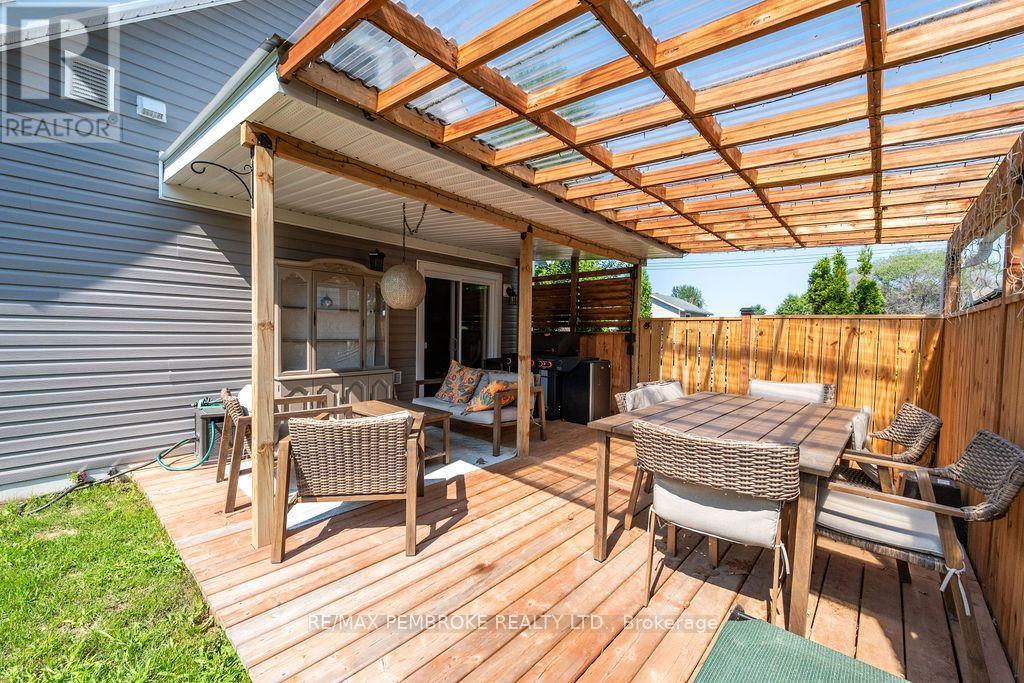 597 Almira Street S, Pembroke, Ontario  K8A 4A3 - Photo 39 - X13639590
