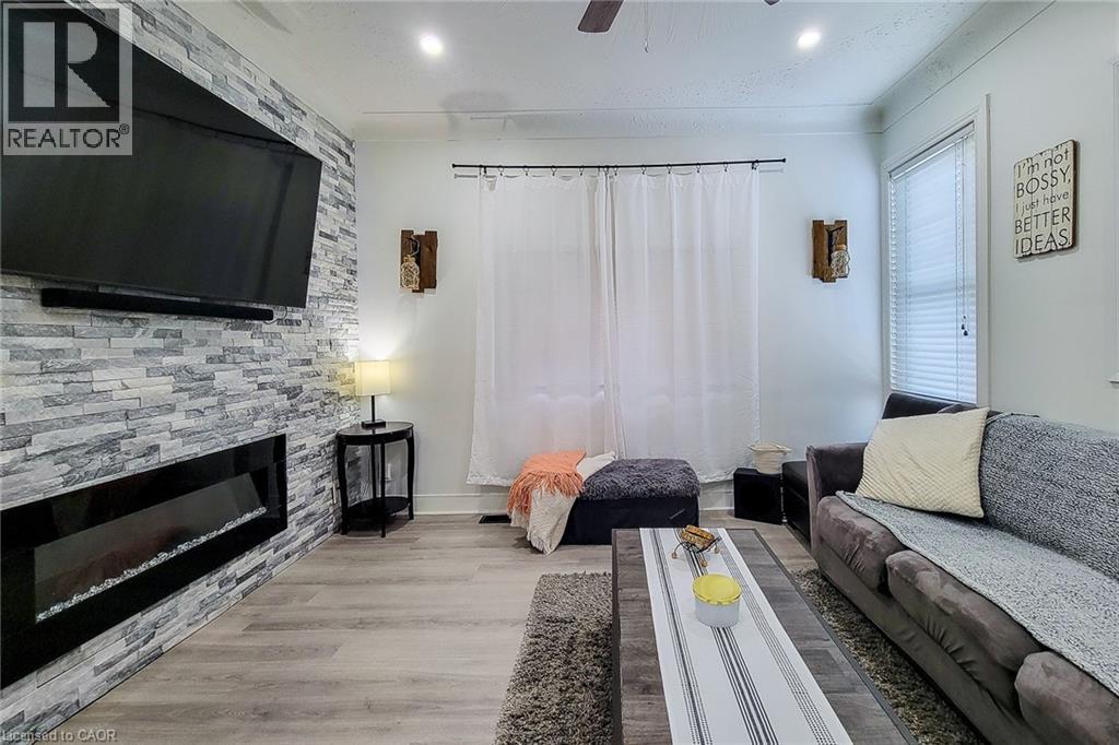 58 East 22nd Street, Hamilton, Ontario  L8V 2V3 - Photo 19 - 40843442