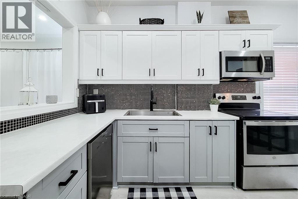 58 East 22nd Street, Hamilton, Ontario  L8V 2V3 - Photo 26 - 40843442