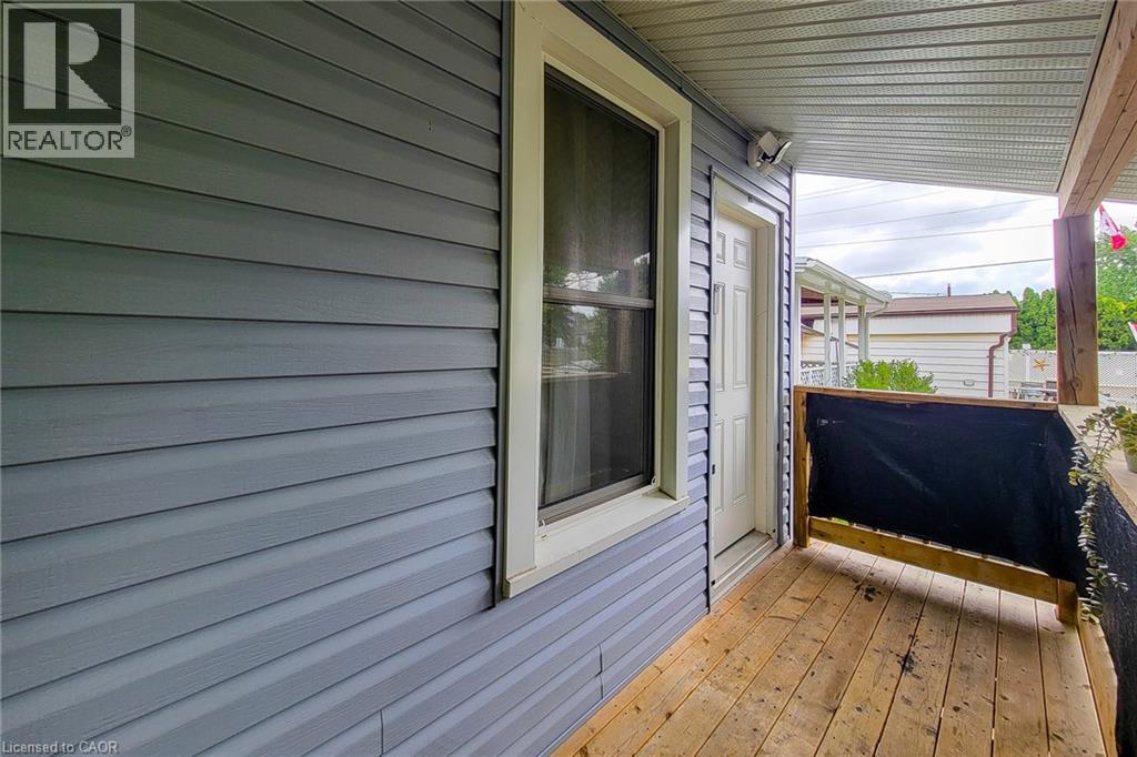 58 East 22nd Street, Hamilton, Ontario  L8V 2V3 - Photo 5 - 40843442