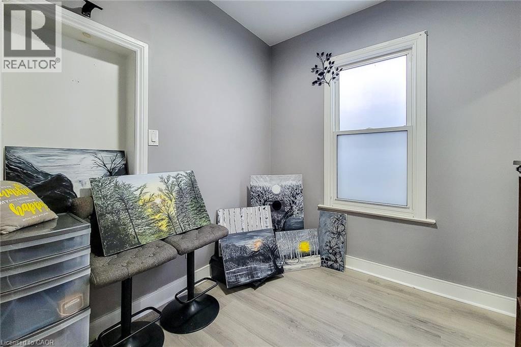 58 East 22nd Street, Hamilton, Ontario  L8V 2V3 - Photo 33 - 40843442