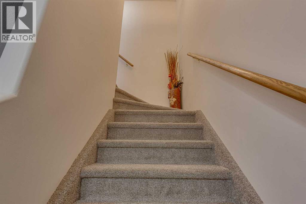 31 Kerry Wood Mews, Red Deer, Alberta  T4N 7B8 - Photo 17 - A2307185