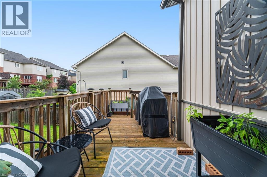 387 Gravel Ridge Trail, Kitchener, Ontario  N2E 0B9 - Photo 50 - 40844536