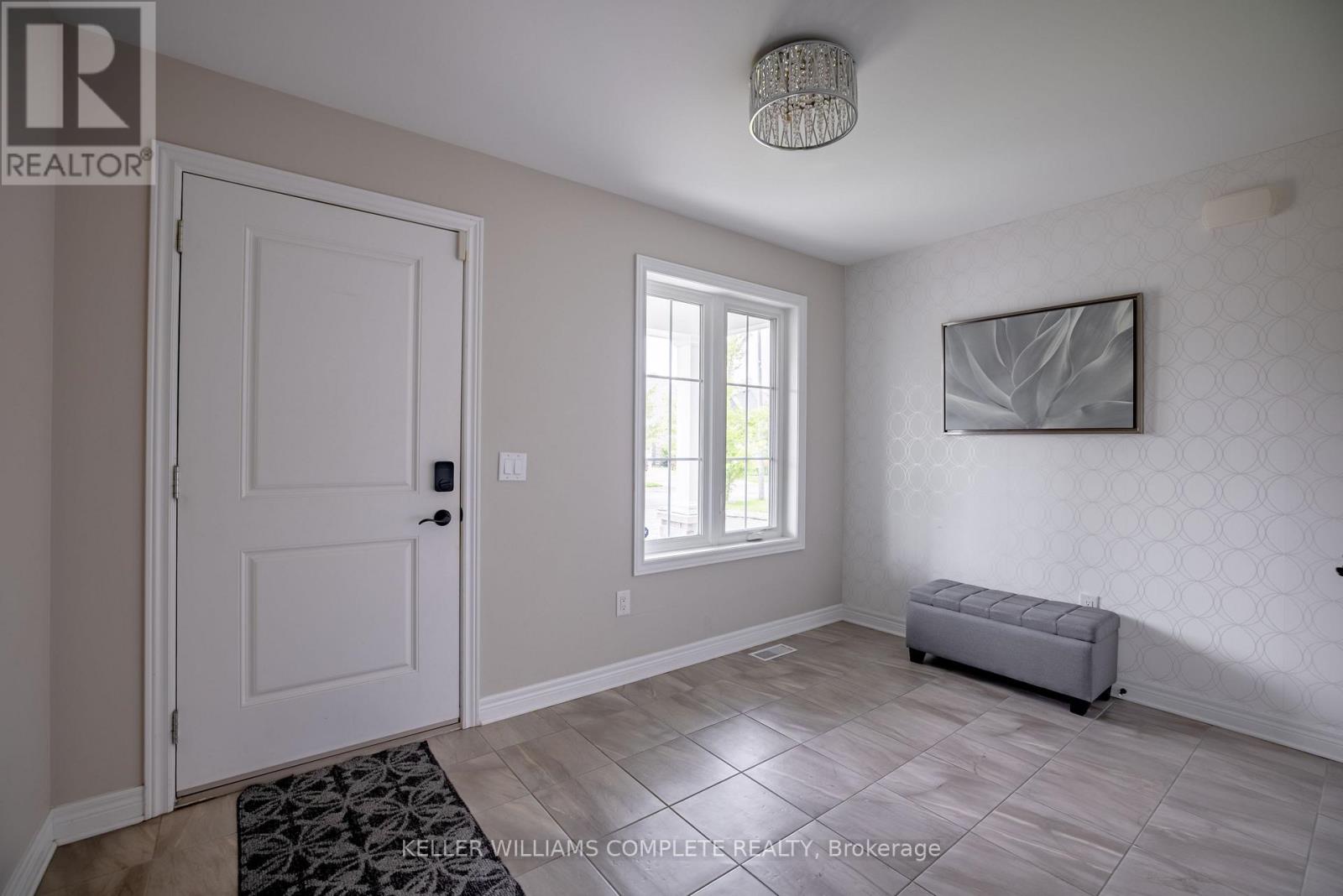 18 Secord Street, Thorold, Ontario  L0S 1K0 - Photo 2 - X13639534