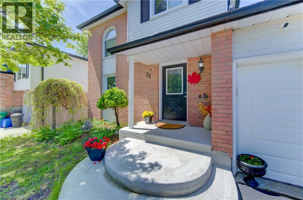 32 Enfield Drive, Cambridge, Ontario  N1P 1A5 - Photo 3 - 40844564