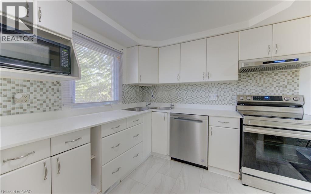 32 Enfield Drive, Cambridge, Ontario  N1P 1A5 - Photo 8 - 40844564