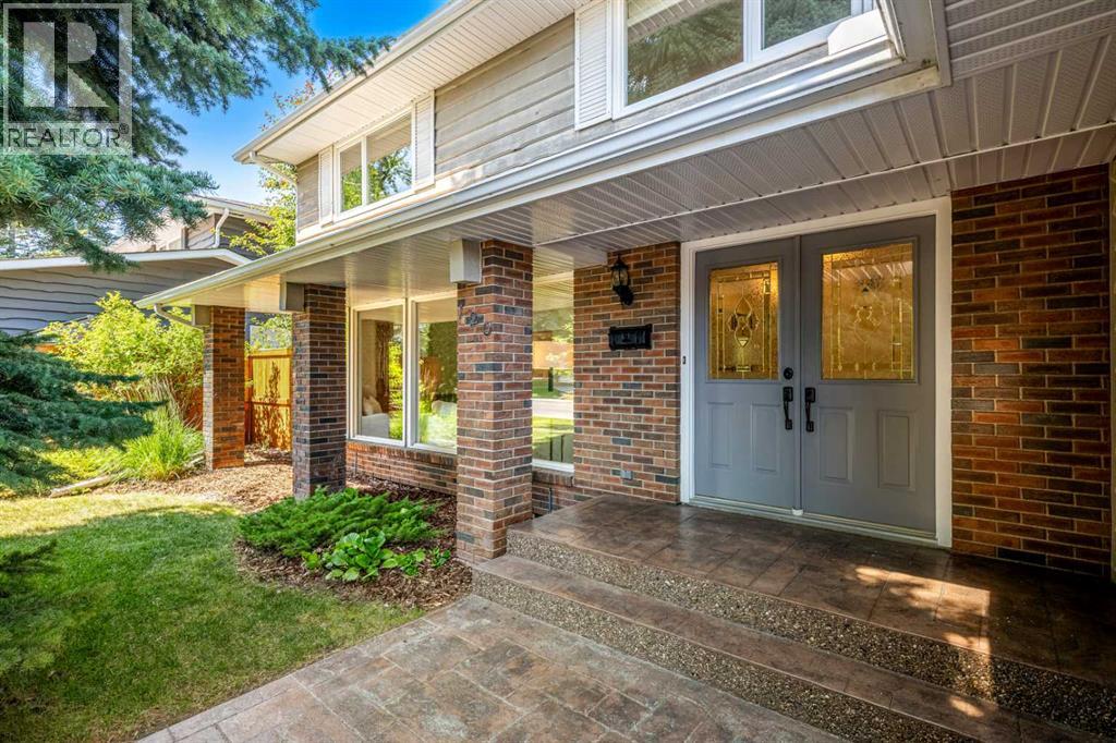 120 Lake Placid Road SE, Calgary, Alberta  T2J 4C5 - Photo 2 - A2326971