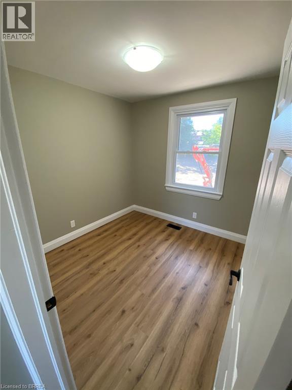 25 Hickery Place Unit# Main, Brantford, Ontario  N3S 3C7 - Photo 13 - 40852229