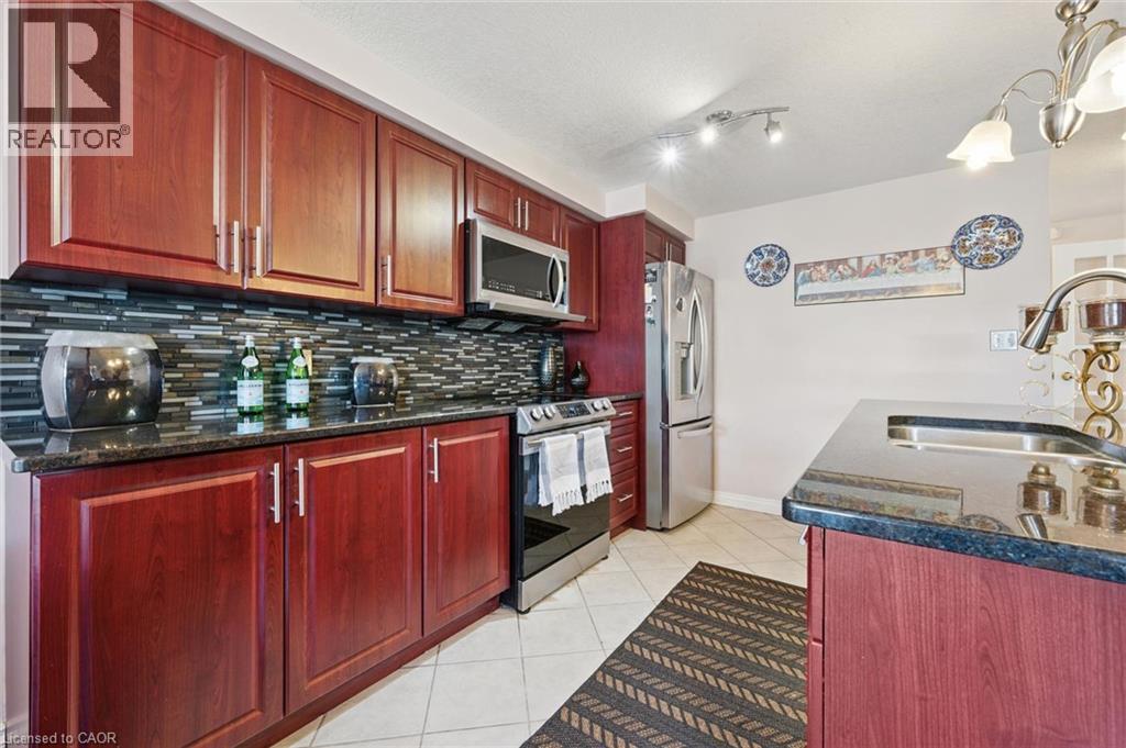 86 Bridlewreath Street, Kitchener, Ontario  N2E 3V6 - Photo 5 - 40853217