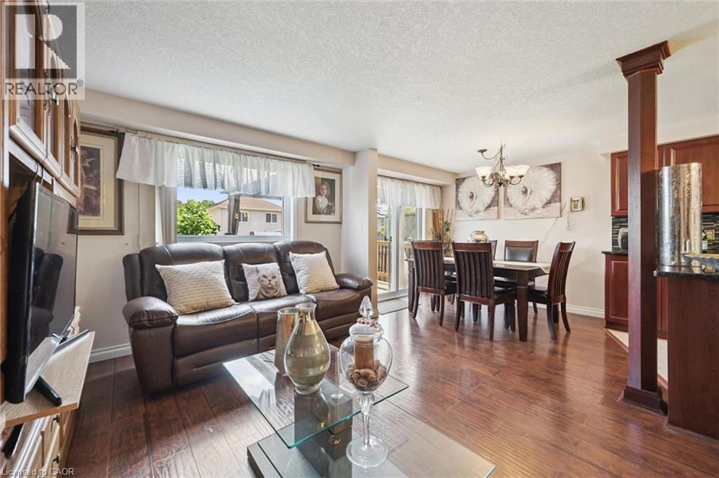 86 Bridlewreath Street, Kitchener, Ontario  N2E 3V6 - Photo 8 - 40853217