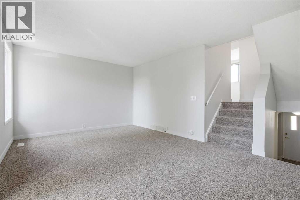7003 Ranchero Road NW, Calgary, Alberta  T3G 1J6 - Photo 7 - A2333471