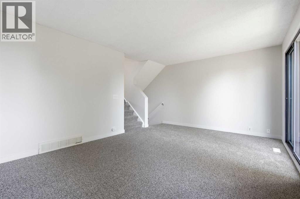 7003 Ranchero Road NW, Calgary, Alberta  T3G 1J6 - Photo 9 - A2333471