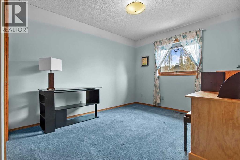 40 Scenic Ridge Place NW, Calgary, Alberta  T3L 1V3 - Photo 30 - A2333498