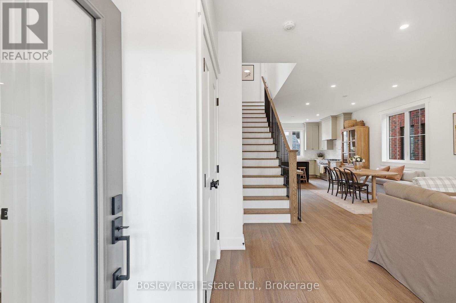 125 Sixth Street, Collingwood, Ontario  L9Y 5V1 - Photo 6 - S13639564