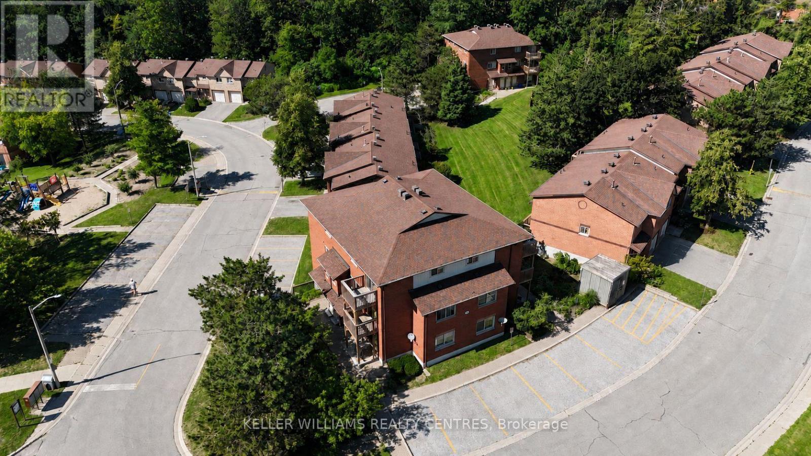 2 - 22 Meadow Lane, Barrie, Ontario  L4N 7K2 - Photo 2 - S13626670
