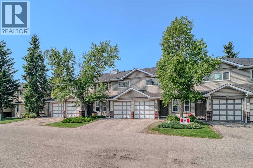 15 Harvest Glen Heights NE, Calgary, Alberta