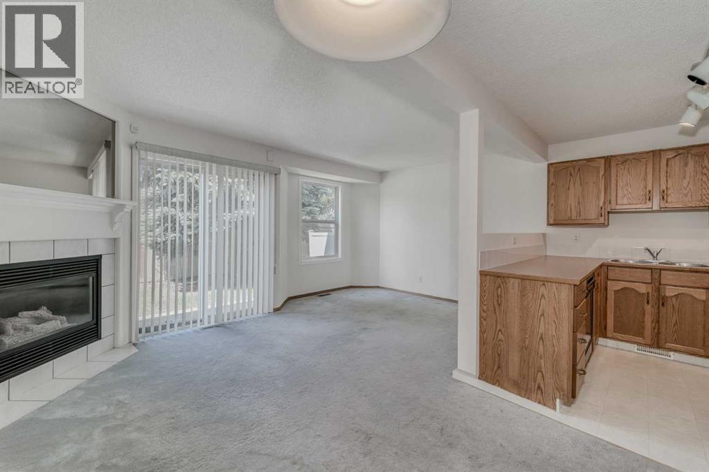 15 Harvest Glen Heights NE, Calgary, Alberta  T3K 4L3 - Photo 7 - A2334476