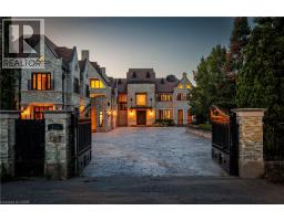 144 LAKE Drive E, Georgina, Ontario