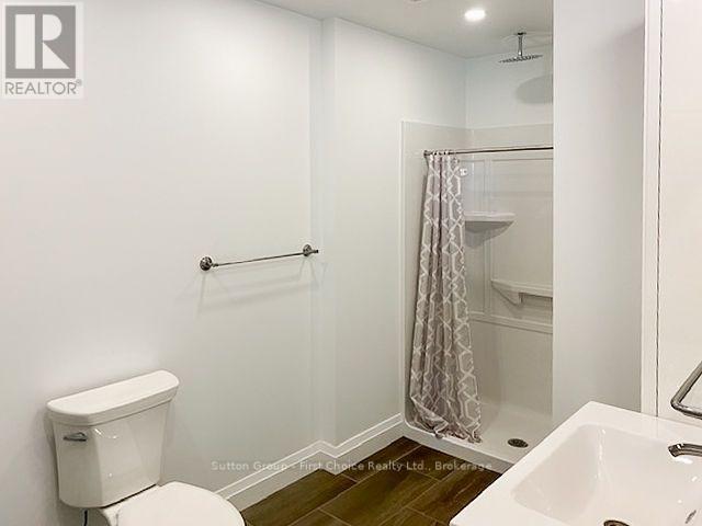 Upper - 41 Market Place, Stratford, Ontario  N5A 1A4 - Photo 15 - X13639500