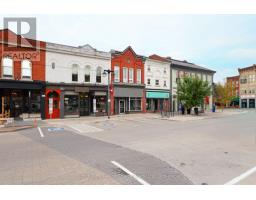 UPPER - 41 MARKET PLACE, Stratford, Ontario