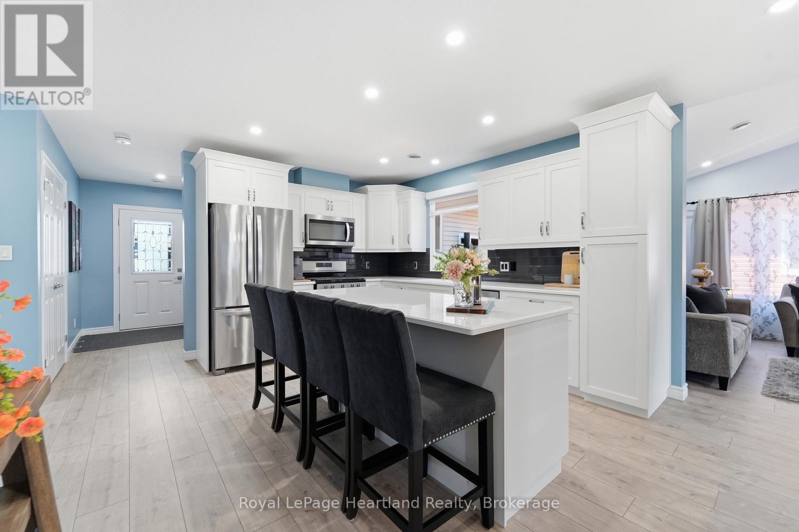 237 Lake Breeze Drive, Ashfield-Colborne-Wawanosh, Ontario  N7A 0C6 - Photo 6 - X13639648