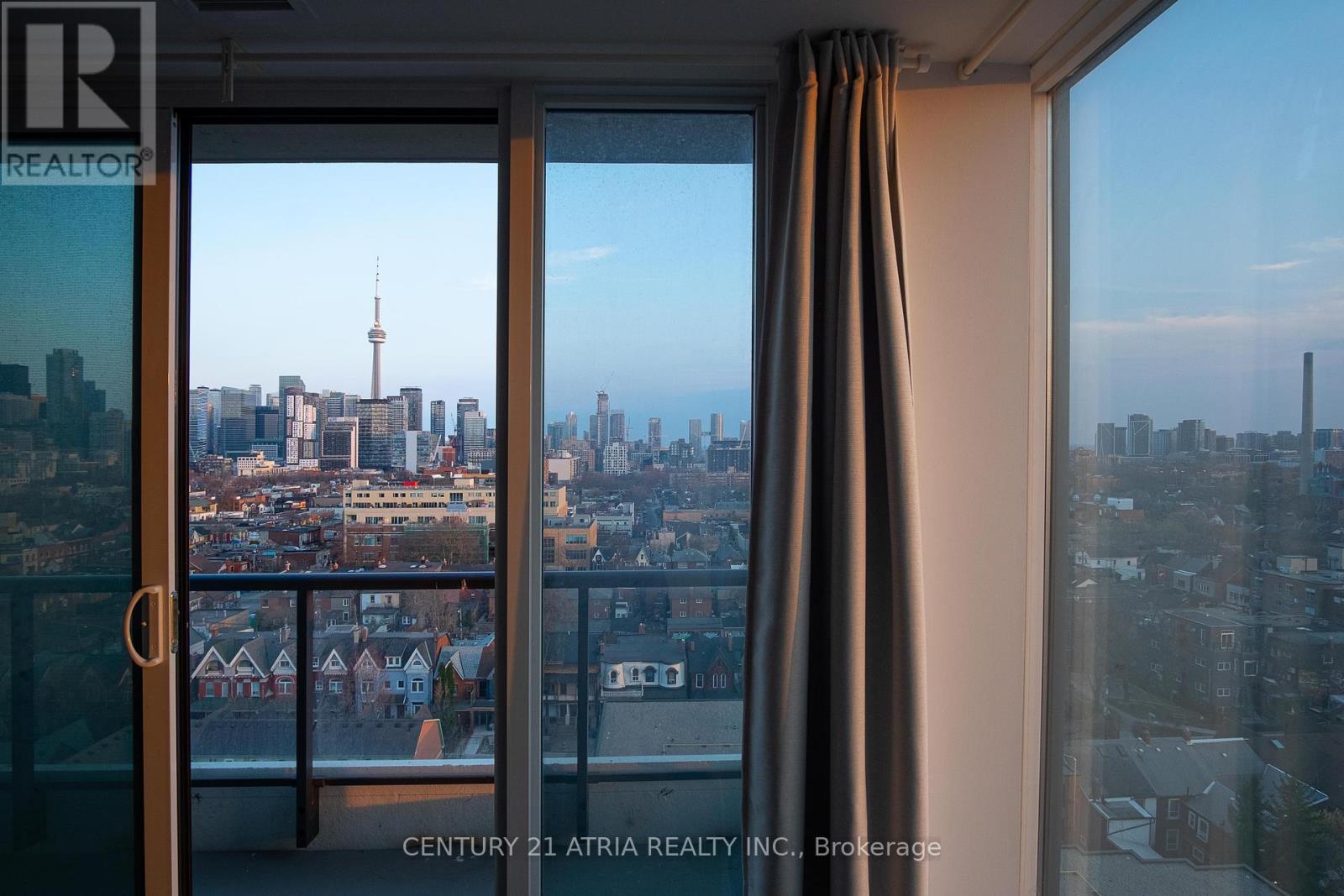 1209 - 297 College Street, Toronto, Ontario  M5T 1S2 - Photo 6 - C13639502