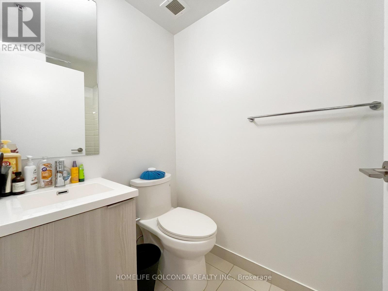 1205 - 203 College Street, Toronto, Ontario  M5T 0C8 - Photo 12 - C13639650