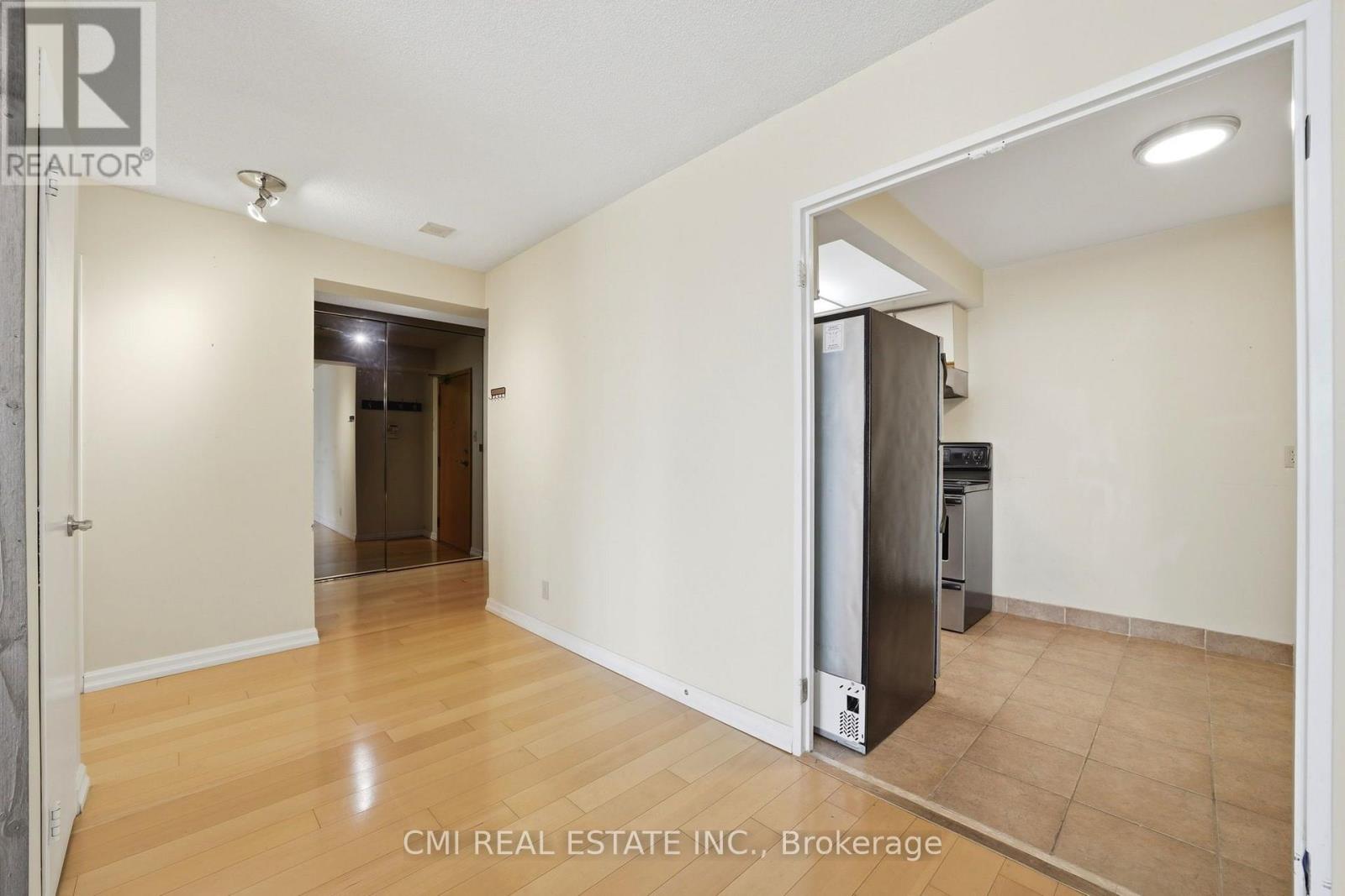 2307 - 215 Wynford Drive, Toronto, Ontario  M3C 3P5 - Photo 10 - C13639674