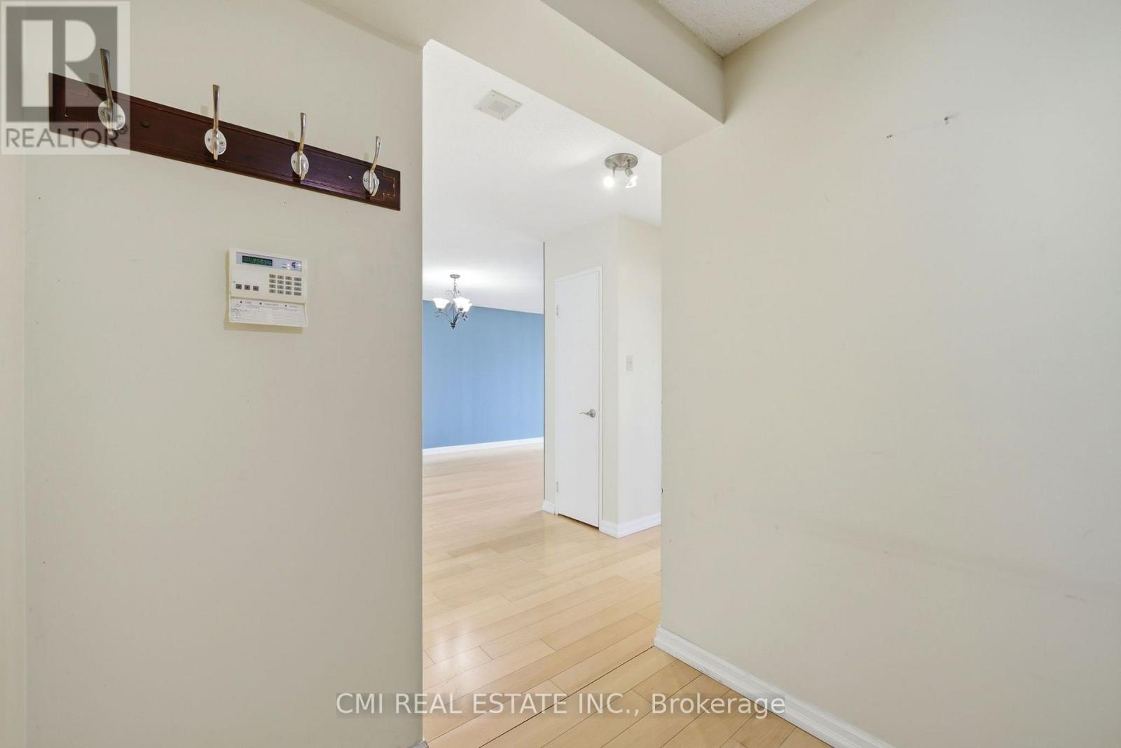 2307 - 215 Wynford Drive, Toronto, Ontario  M3C 3P5 - Photo 5 - C13639674