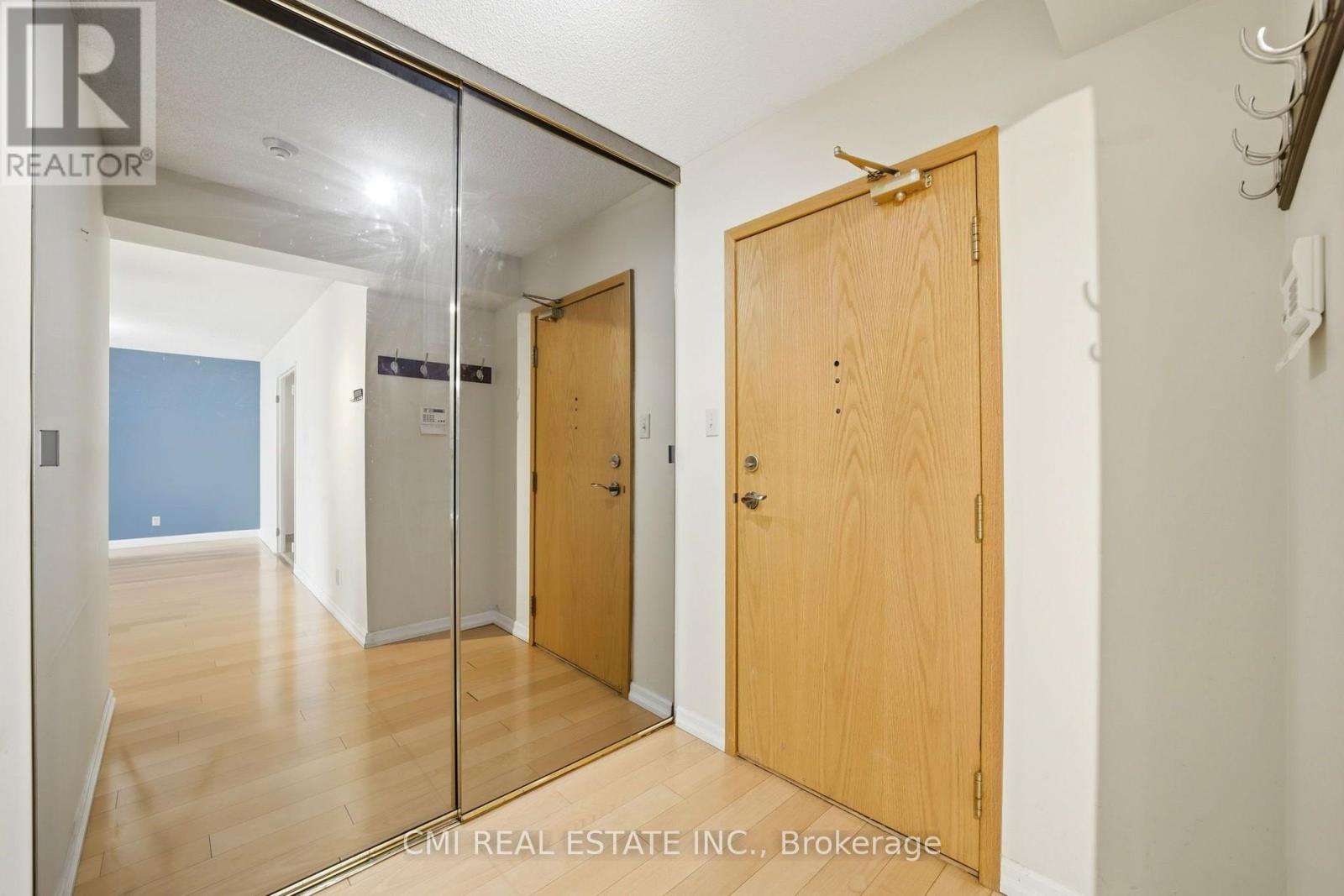 2307 - 215 Wynford Drive, Toronto, Ontario  M3C 3P5 - Photo 7 - C13639674