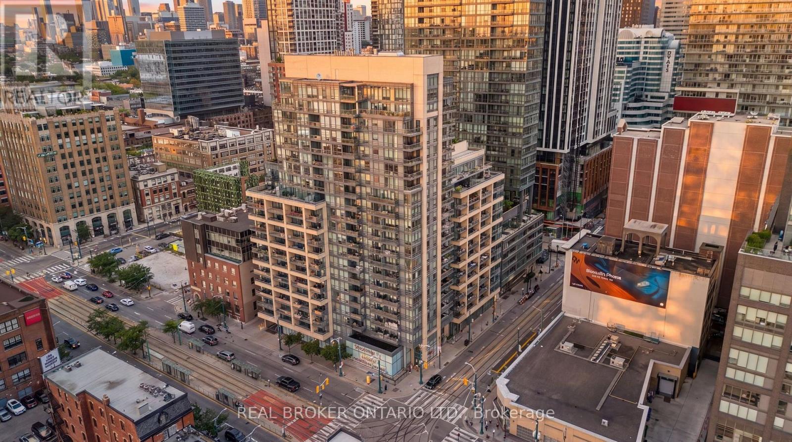 1404 - 438 KING STREET W