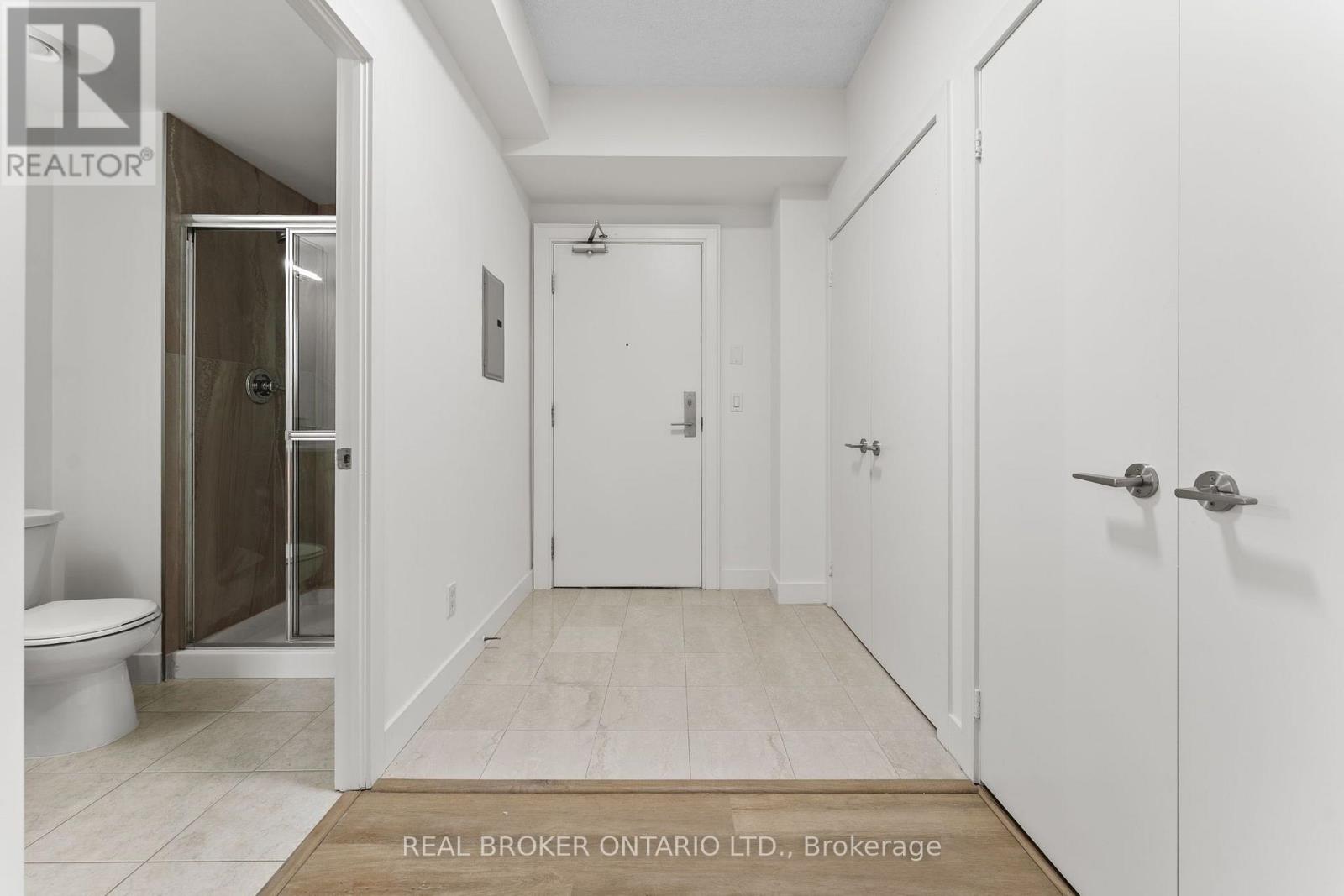 1404 - 438 King Street W, Toronto, Ontario  M5V 3T9 - Photo 4 - C13639690