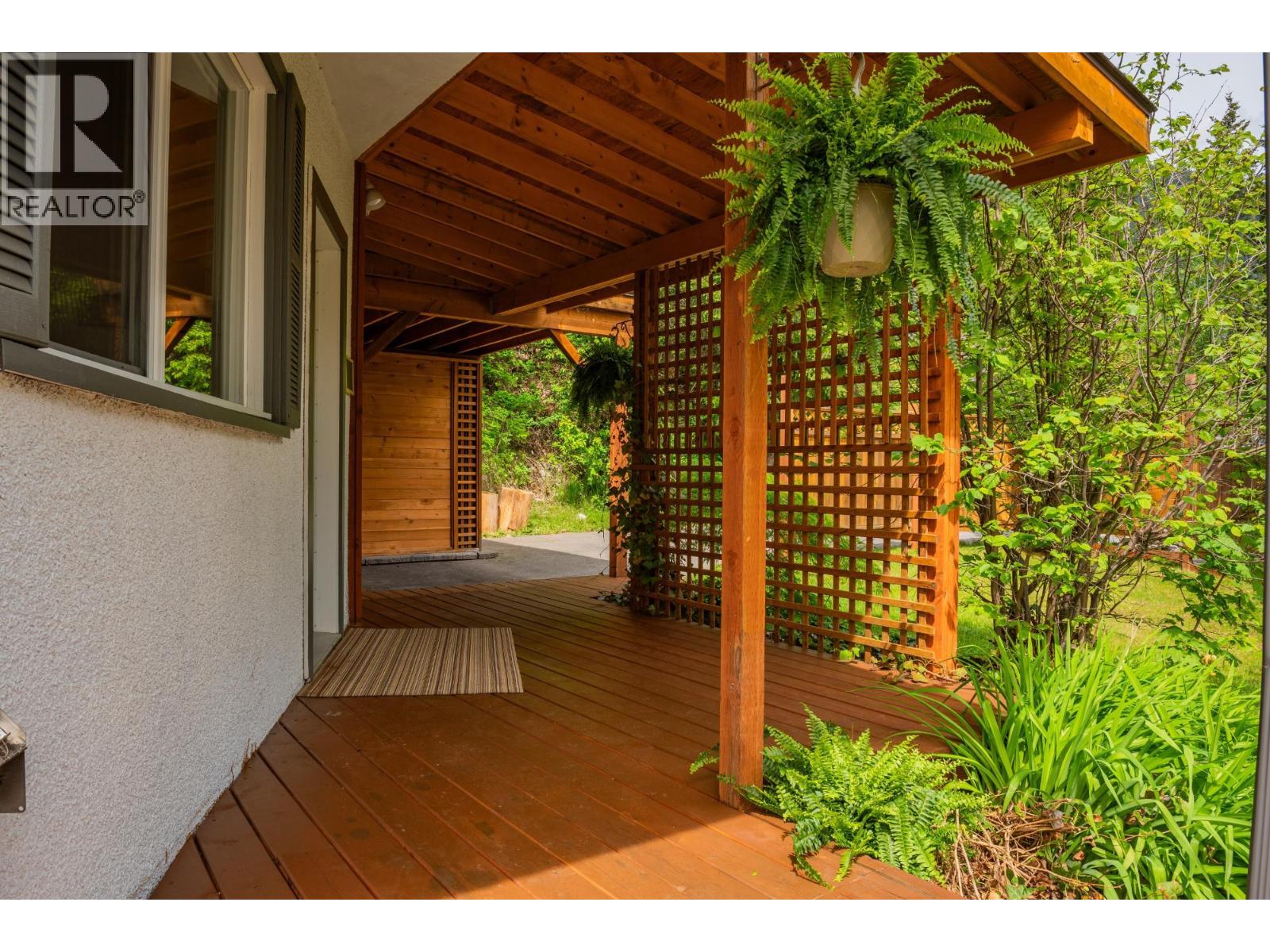 606 Jorgensen Road, Nelson, British Columbia V1L 6M6 - Photo 22 - 10374461
