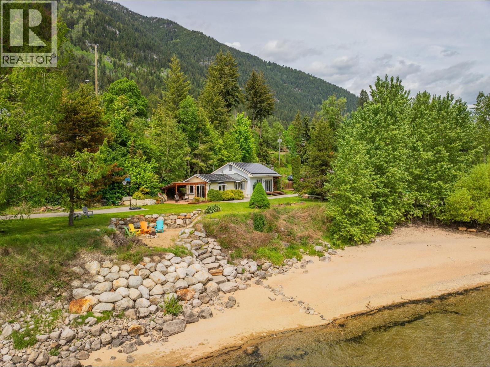 606 Jorgensen Road, Nelson, British Columbia V1L 6M6 - Photo 1 - 10374461