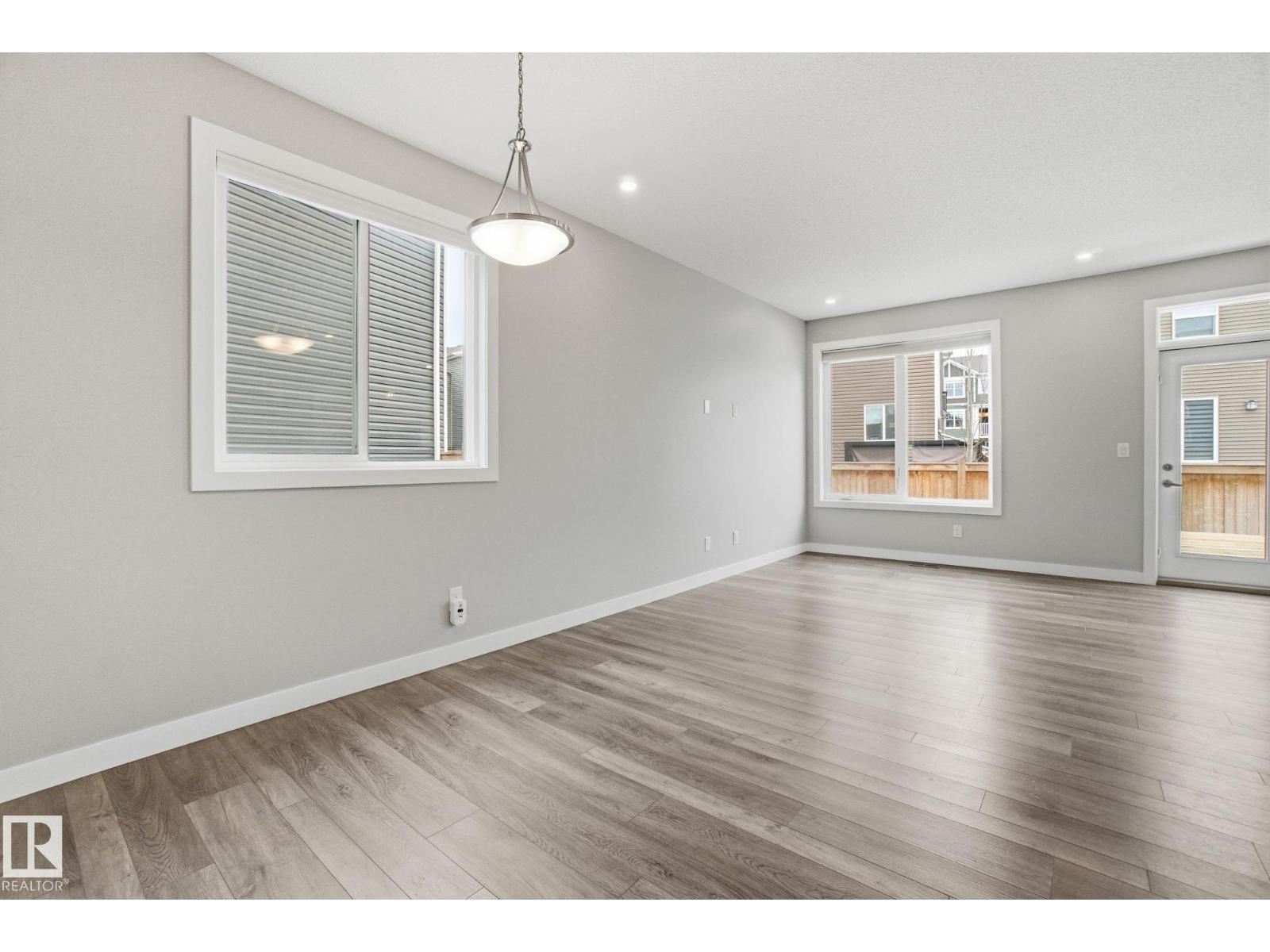 1607 202 St NW, Edmonton, Alberta  T6M 1K6 - Photo 5 - E4502154