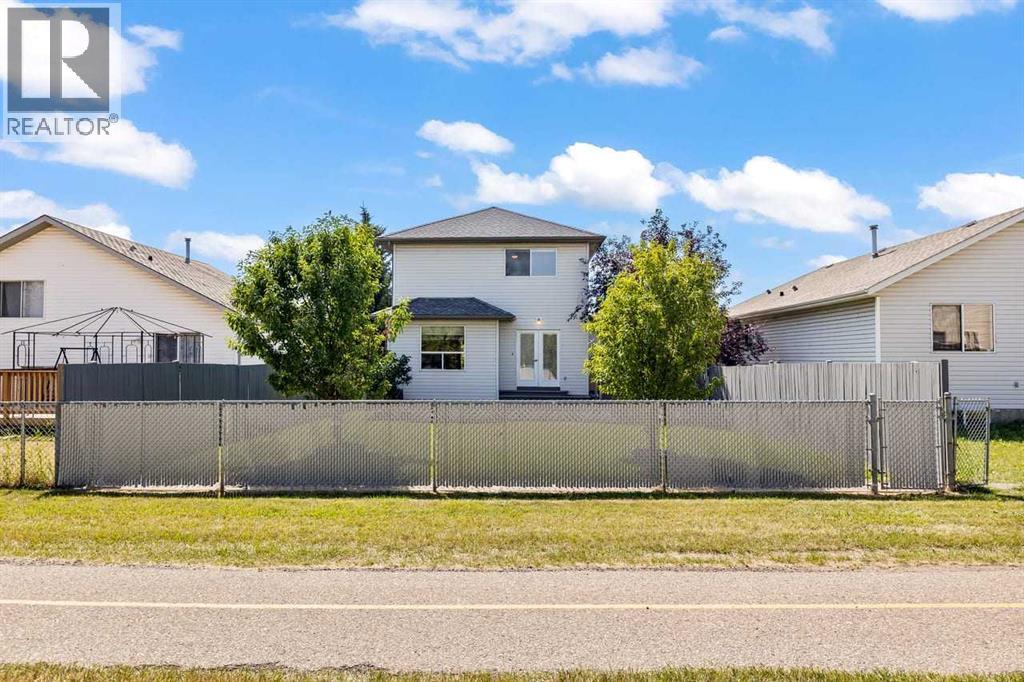 158 Saratoga Close NE, Calgary, Alberta  T1Y 7A1 - Photo 45 - A2325976