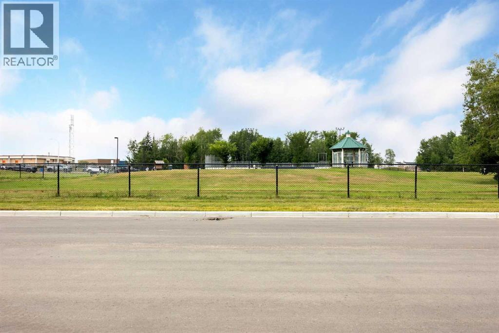 102 Hinge Bay, Fort Mcmurray, Alberta  T9H 3W8 - Photo 47 - A2332870