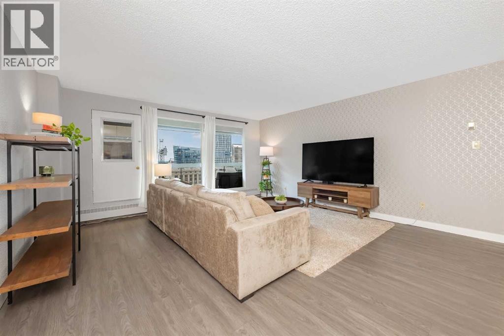 2003, 221 6 Avenue SE, Calgary, Alberta  T2G 4Z9 - Photo 12 - A2326654