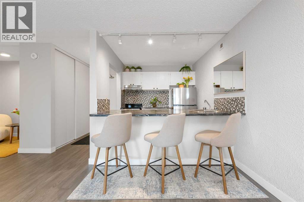 2003, 221 6 Avenue SE, Calgary, Alberta  T2G 4Z9 - Photo 7 - A2326654