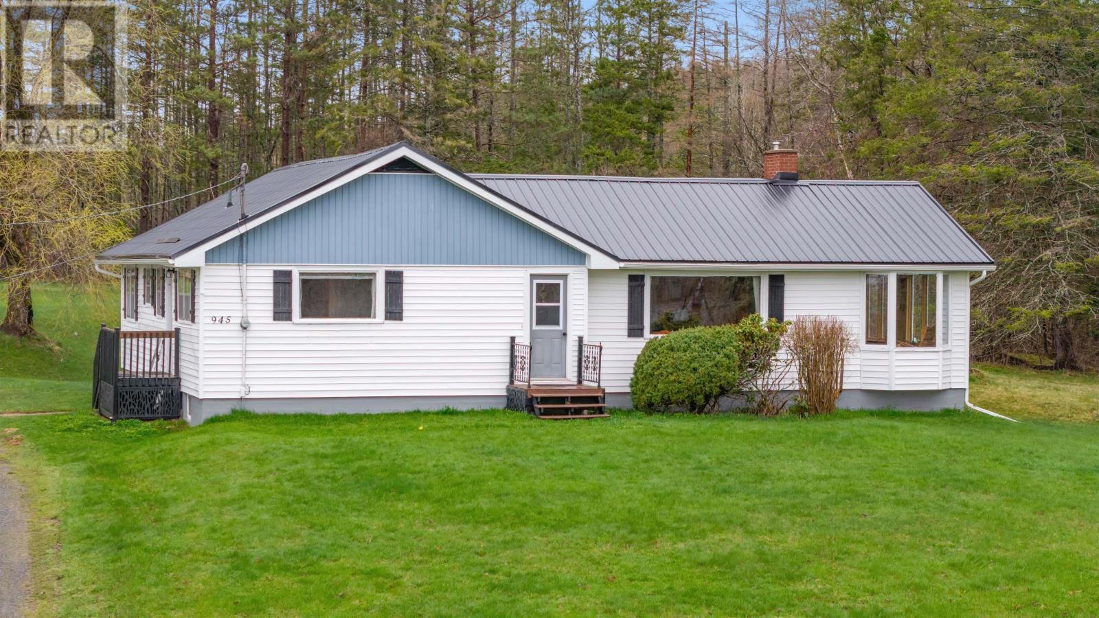 945 Pictou Road, East Mountain, Nova Scotia  B6L 2N1 - Photo 3 - 202619626