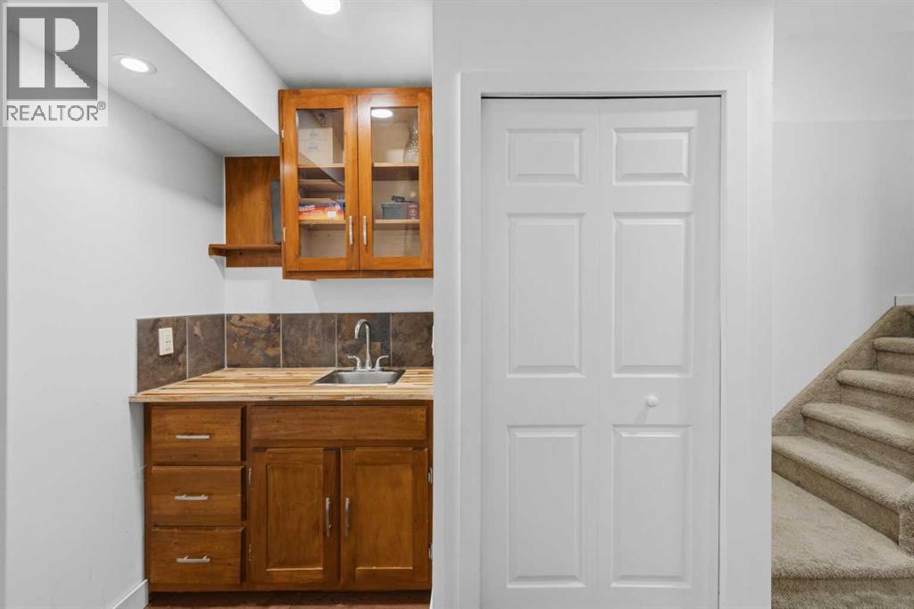 140 Hidden Point NW, Calgary, Alberta  T3A 5P5 - Photo 37 - A2333533