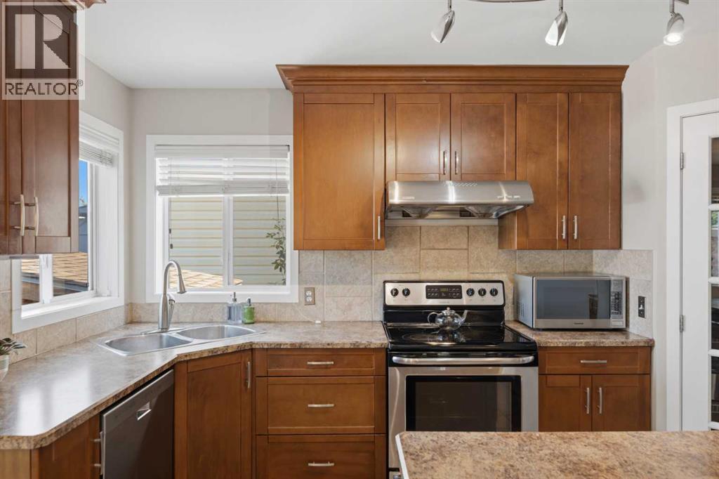 140 Hidden Point NW, Calgary, Alberta  T3A 5P5 - Photo 16 - A2333533