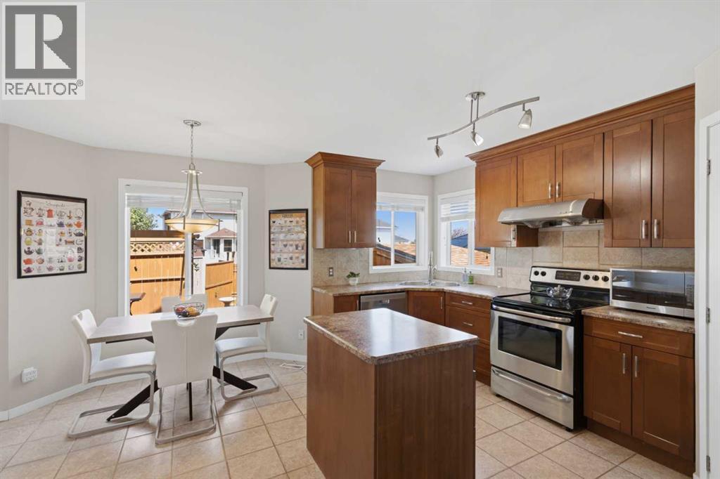 140 Hidden Point NW, Calgary, Alberta  T3A 5P5 - Photo 14 - A2333533