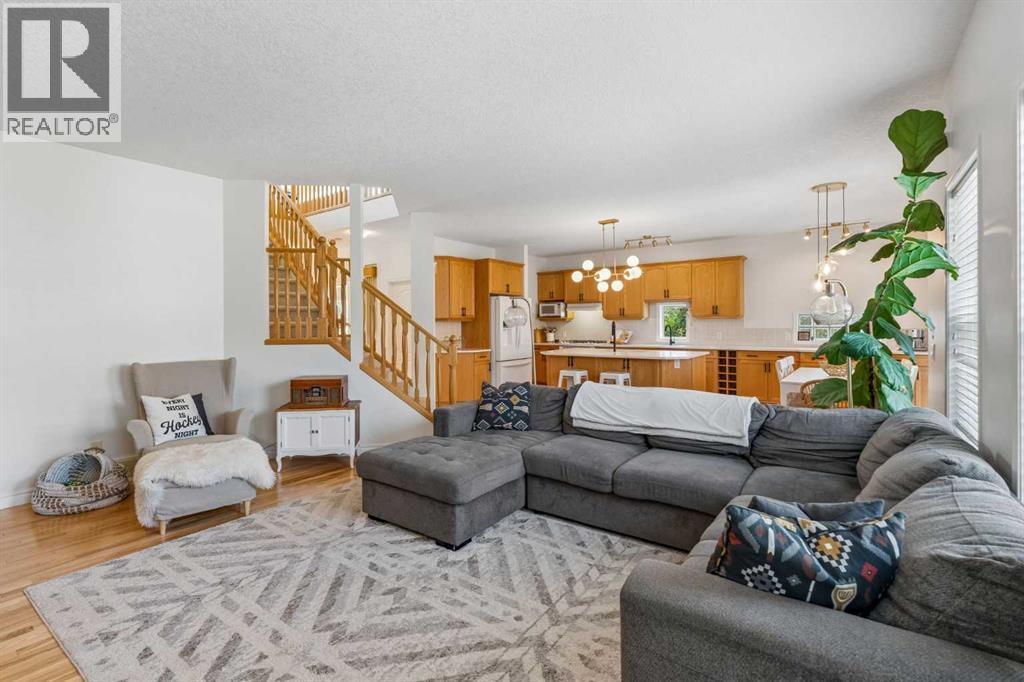 173 Prestwick Estate Way SE, Calgary, Alberta  T2Z 3Z2 - Photo 18 - A2334306