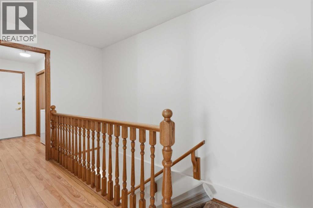 30 Sandarac Circle NW, Calgary, Alberta  T3K 3G7 - Photo 26 - A2334361