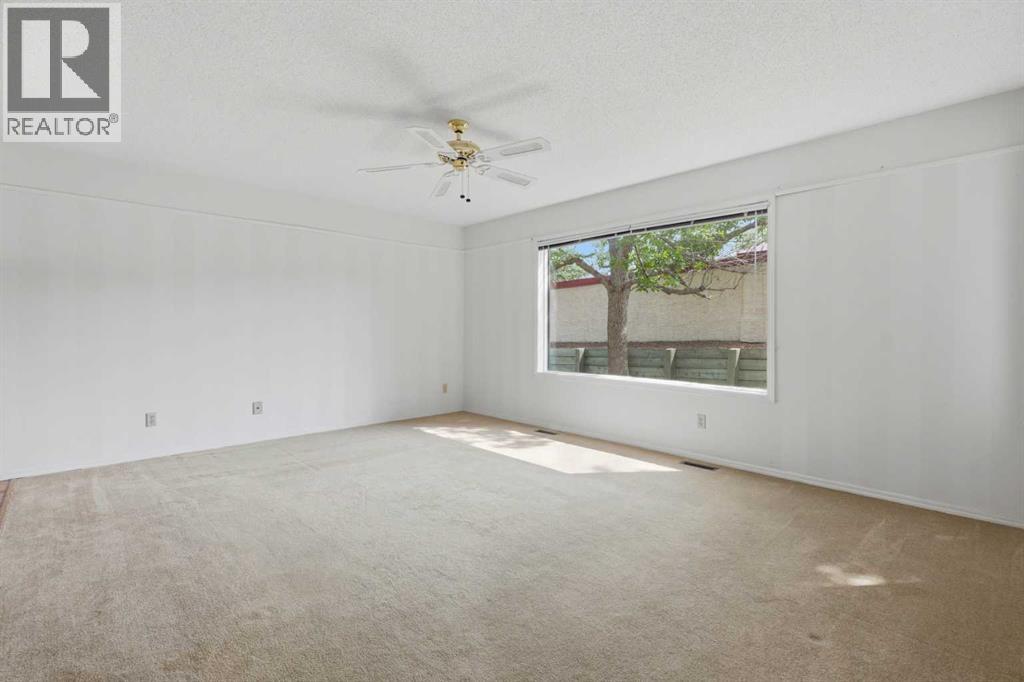 30 Sandarac Circle NW, Calgary, Alberta  T3K 3G7 - Photo 12 - A2334361